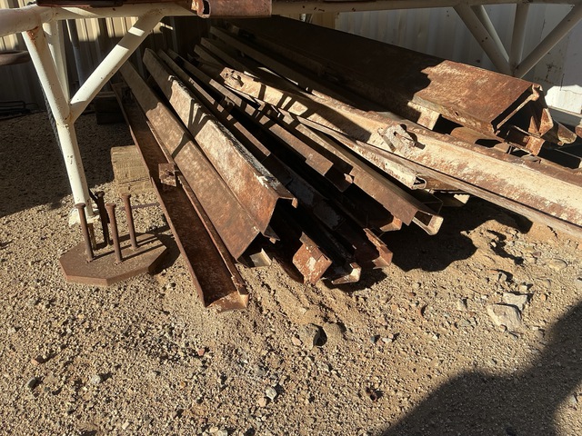 Quantity of (15) Symons 4 in X 10 ft Straight Metal Forms