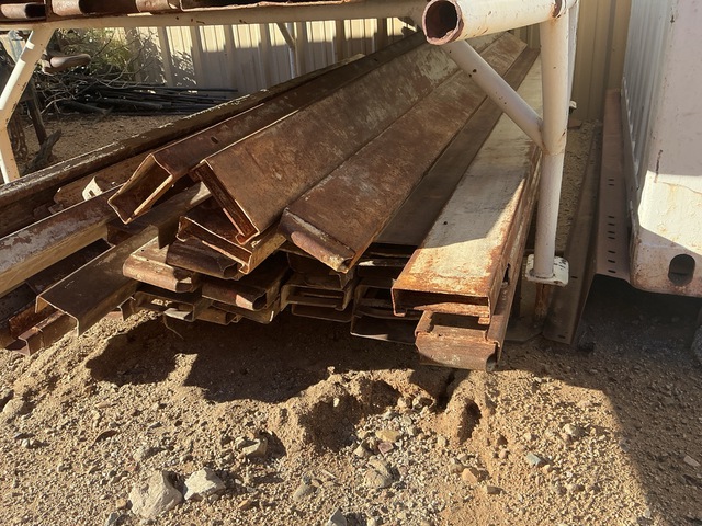 Quantity of (32) Symons 6 in X 10 ft Straight Metal Forms