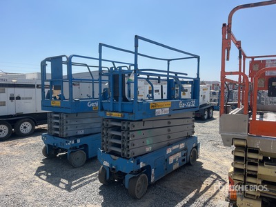 2017 Genie GS3232 Electric Scissor Lift