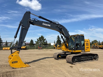 2022 John Deere 245G Rupsgraafmachine (Unused)
