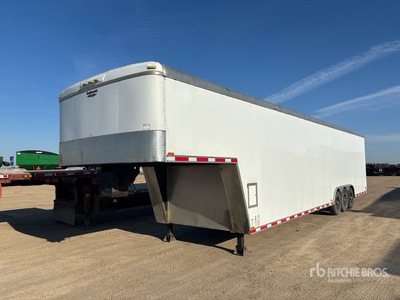 2015 Forest River 34 ft Tri/A Gooseneck Enclosed Trailer