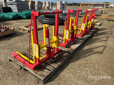 Quantity of (4) Can Built Automotive Hydraulic Tire Jack