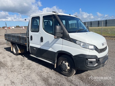 2015 Iveco Daily 50-170 4x2 Crew Cab Camion à Plateau