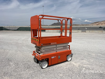 2017 Snorkel S3219E Electric Scissor Lift