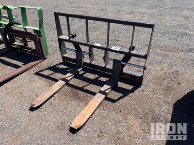 2019 1100 mm Semi-Mount Tractor Pallet Forks