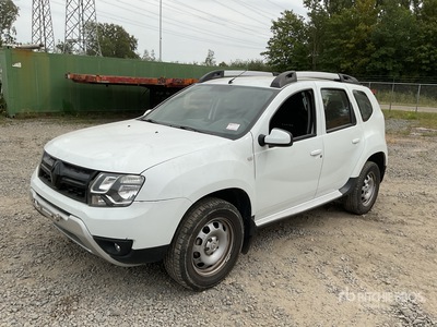 2017 Renault Duster AWD Personenkraftwagen (Inoperable)