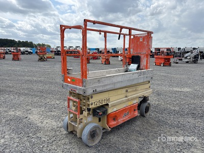 2014 JLG 2030ES Electric Scissor Lift (Inoperable)