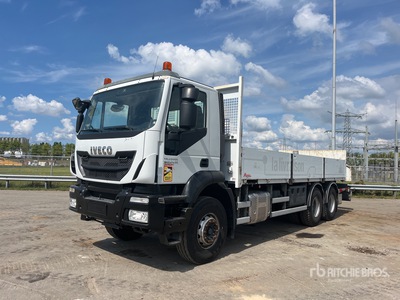 2016 Iveco Trakker 360 6x4 Pritsche-Lkw