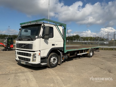 2002 Volvo FM9 260 4x2 Sleeper Autocarro cassone fisso