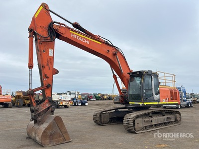2013 Hitachi ZX330LC-3 Tracked Excavator