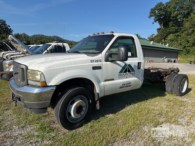 2002 Ford F-450 XL 4x2 Autocarro cabina e telaio