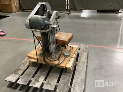 Benchmark S1 4-Ton Punch Press