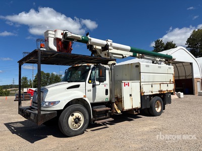 2005 International 4400 4x2 Forestry Arbeitsbühne-Lkw