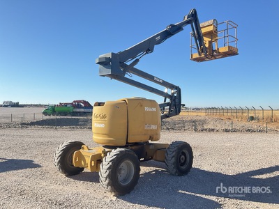 2000 Genie Z45/25 2WD Diesel Articulating Boom Lift