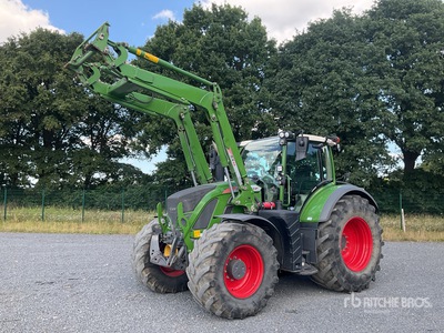 2020 Fendt 724 Vario S4 Tracteur agricole 4 roues motrices