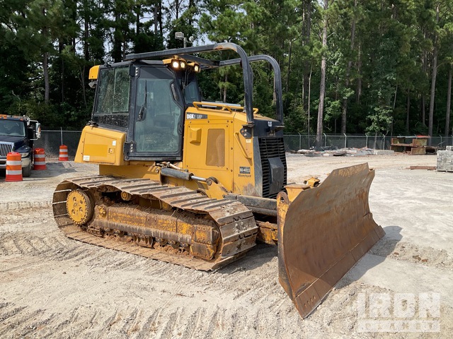 TOPADOR FRONTAL 2017 CATERPILLAR D6K2LGP