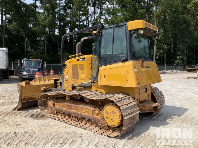 TOPADOR FRONTAL 2017 CATERPILLAR D6K2LGP