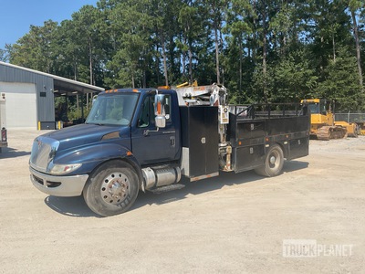2006 International 4300 SBA 4300 4x2 utility truck Utility Truck