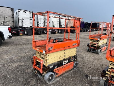 2017 JLG 1932R Electric Scissor Lift