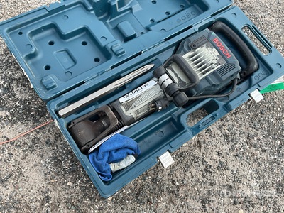 2014 Bosch 11335 Démolisseur