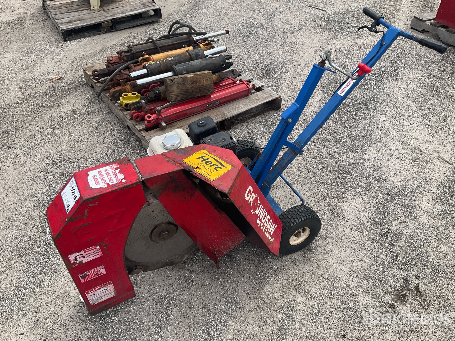 2017 E-Z Trench EZ9100 Trencher