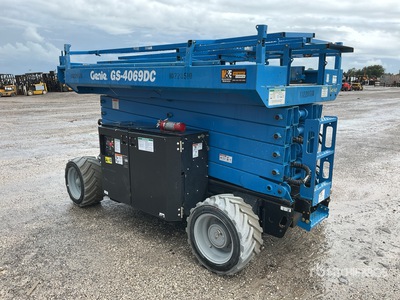 2017 Genie GS-4069DC Electric Scissor Lift