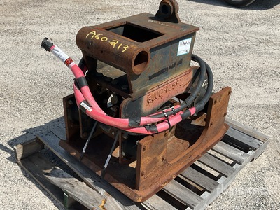2016 Stanley HSX6125S 24 in Plate Compactor Attachment