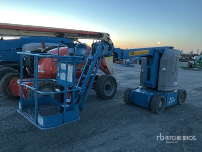 2013 Genie Z-30/20N RJ Electric Articulating Boom Lift