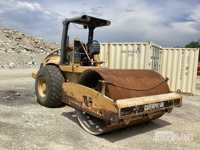 Cat CS-563E Smooth Drum Compactor