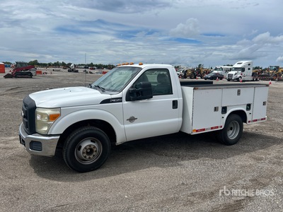 2011 Ford F-350 4x2 Utility Truck