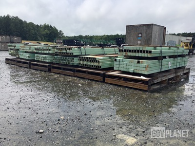 (476) 10' x 3" x 3" Square Metal Tubes