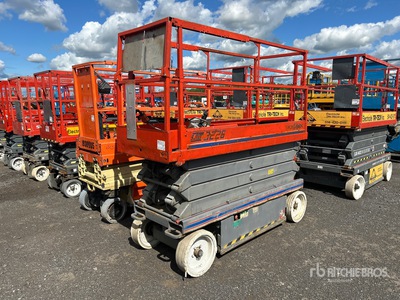 2001 Skyjack SJIII3226 Electric Podnośnik nożycowy