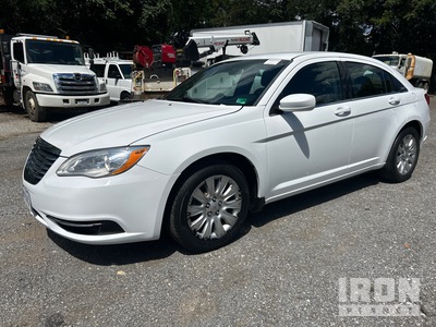 2014 Chrysler 200 Automobile