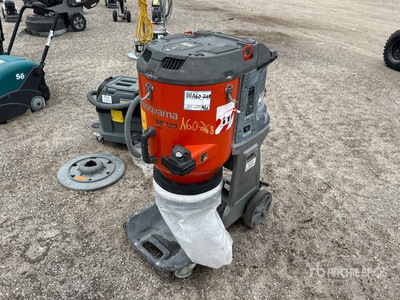 2022 Husqvarna DE 120 Vacuum Cleaner