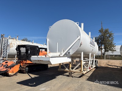 2015 Mega MPT12 12000 gal S/A Portable Water Tower