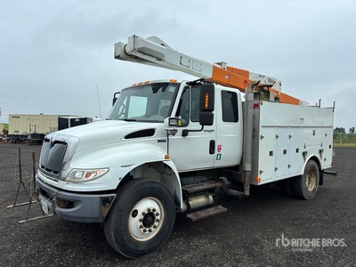 Posi-Plus 200-42-A 42 ft on 2014 International 4400 4x2 Extended Cab Camion à godets
