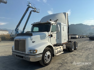 2002 International 9200i 6x4 T/A Sleeper Truck Tractor