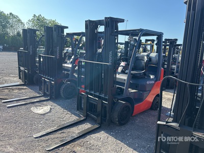 2019 Toyota 8FGCU25 4500 lb Cushion Tire Forklift