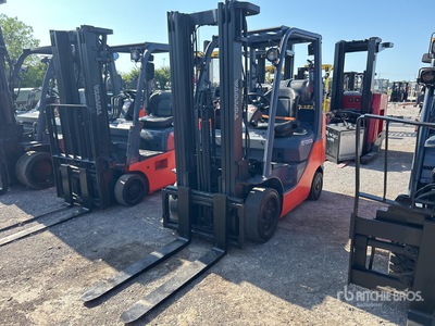 2013 Toyota 8FGCU25 4500 lb Cushion Tire Forklift