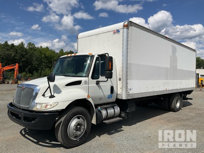 2018 (unverified) International 4300 SBA 4X2 4x2 Van Truck