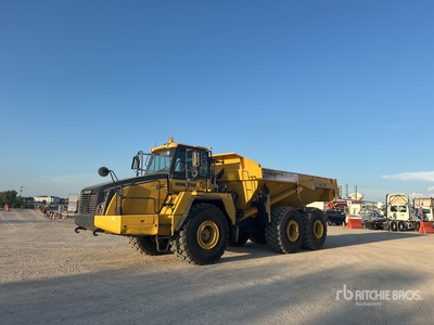 2023 Komatsu HM400-5 Knickgelenkter Muldenkipper