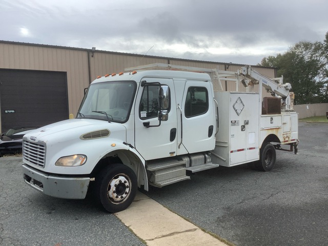 2010 Freightliner M2 4x2 Crew Cab Service Truck