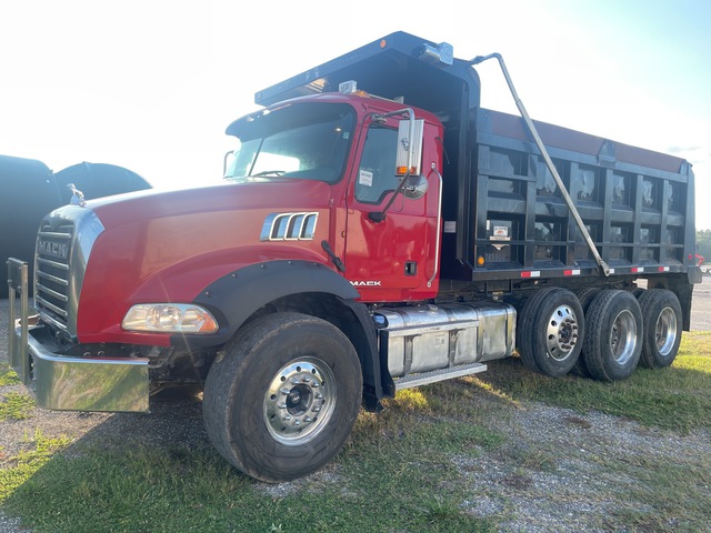 2015 Mack GU813 8x4 Tri/A Dump Truck