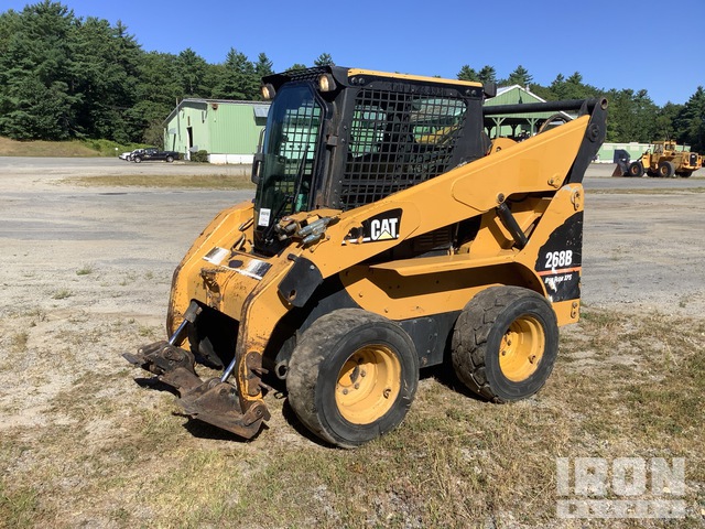 MINI CARGADOR SOBRE RUEDAS 2004 CATERPILLAR 268B