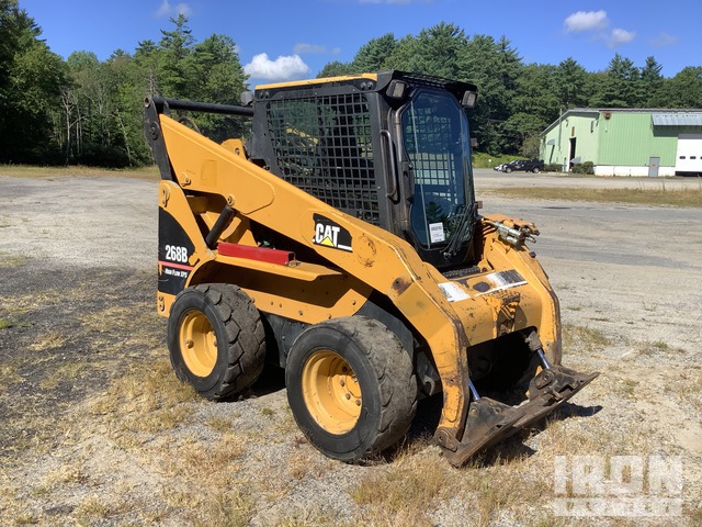 MINI CARGADOR SOBRE RUEDAS 2004 CATERPILLAR 268B