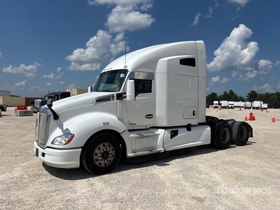 2018 Kenworth T680 6x4 Ciągnik siodłowy T/A z kabiną sypialną