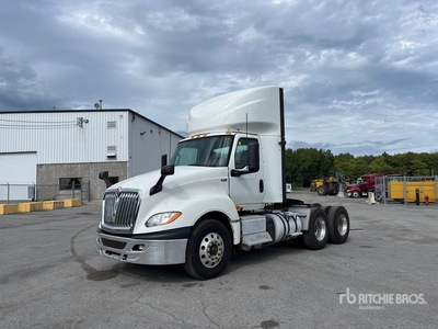 2018 International LT625 6x4 Cabeza Tractora Cabina Corta