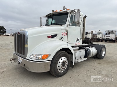 2012 Peterbilt 384 4x2 S/A Day Cab Truck Tractor