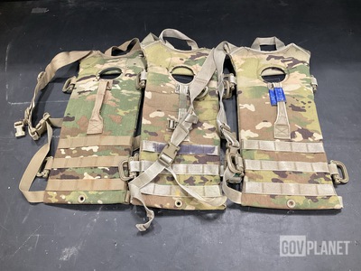 (339) Hydration System Carriers