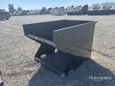 2025 Kit Containers 2YFT-SST 48 in Skid Steer Dump Hopper